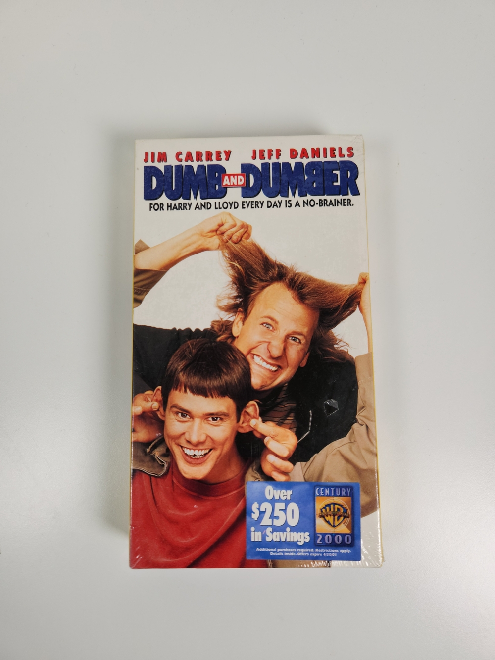 Dumb and Dumber VHS Tape New SEALED Jim Carrey Jeff Daniels Classic Comedy